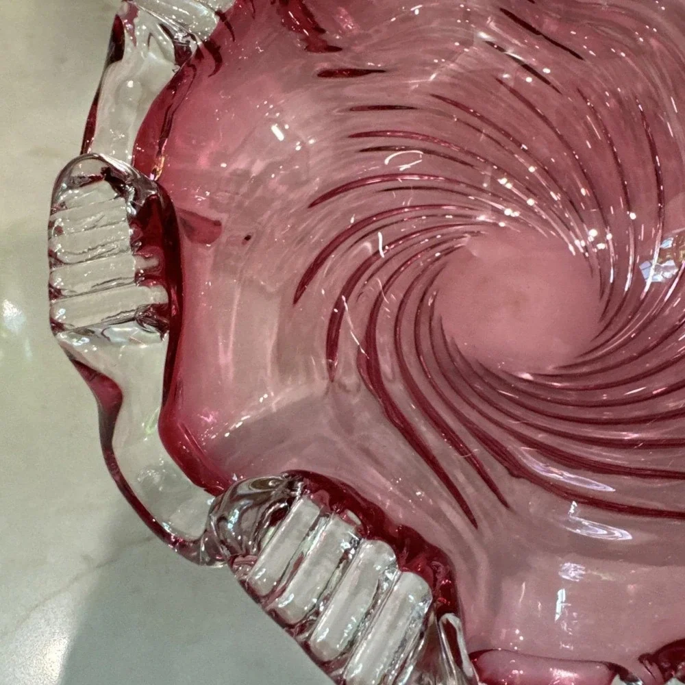 Chalet Canada Hand Made Candy Dish bowl Cranberry Swirl etched Vintage unmarked